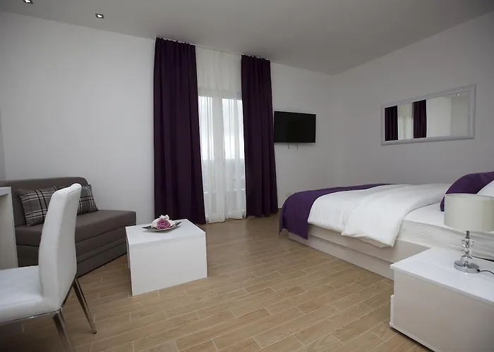 Nocleg ze śniadaniem Ino 4*